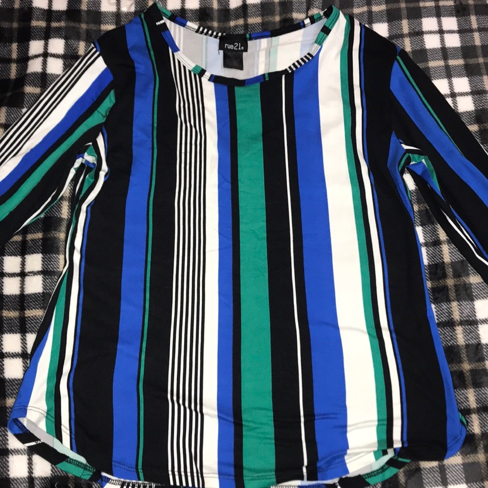 Rue 21 long sleeve top
